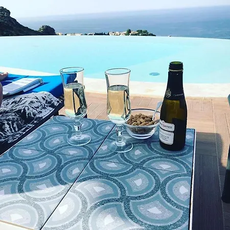 Hotel Antica Cascina Del Golfo 3*