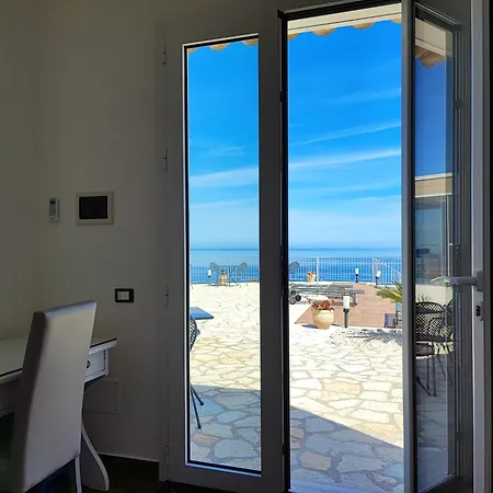 Antica Cascina Del Golfo מלון