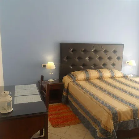 Hotel Antica Cascina Del Golfo 3*