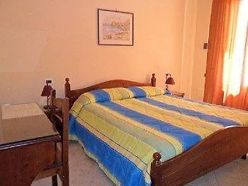 Hotel Antica Cascina Del Golfo 3*