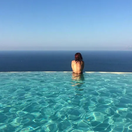 Hotel Antica Cascina Del Golfo 3*